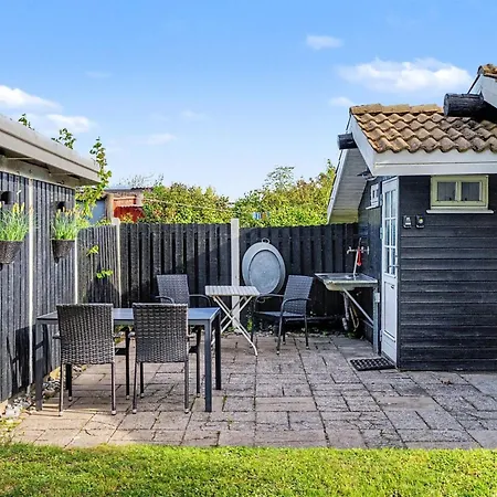 Kato - 125m From The Sea By Interhome *